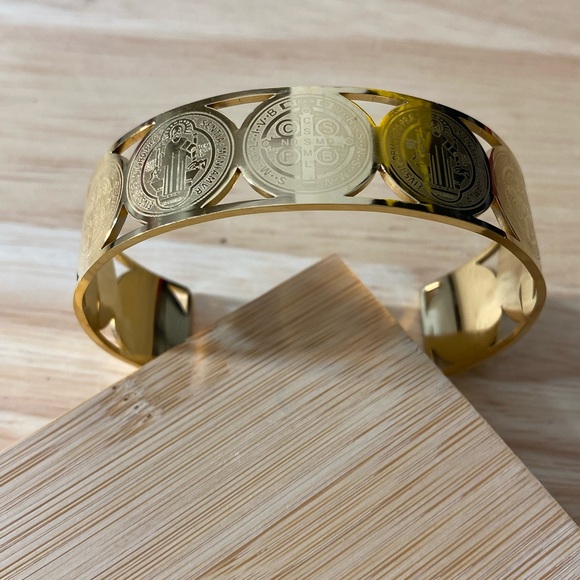 COIN BRACLET - Picture 2 of 9